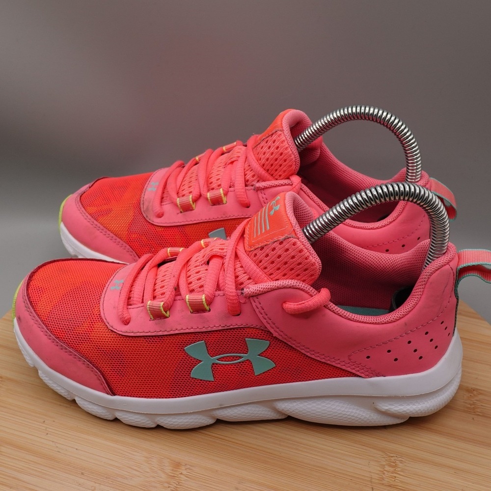 Under Armour Shoes Kids 5Y Pink Coral Running Sneakers Athletic Flaws